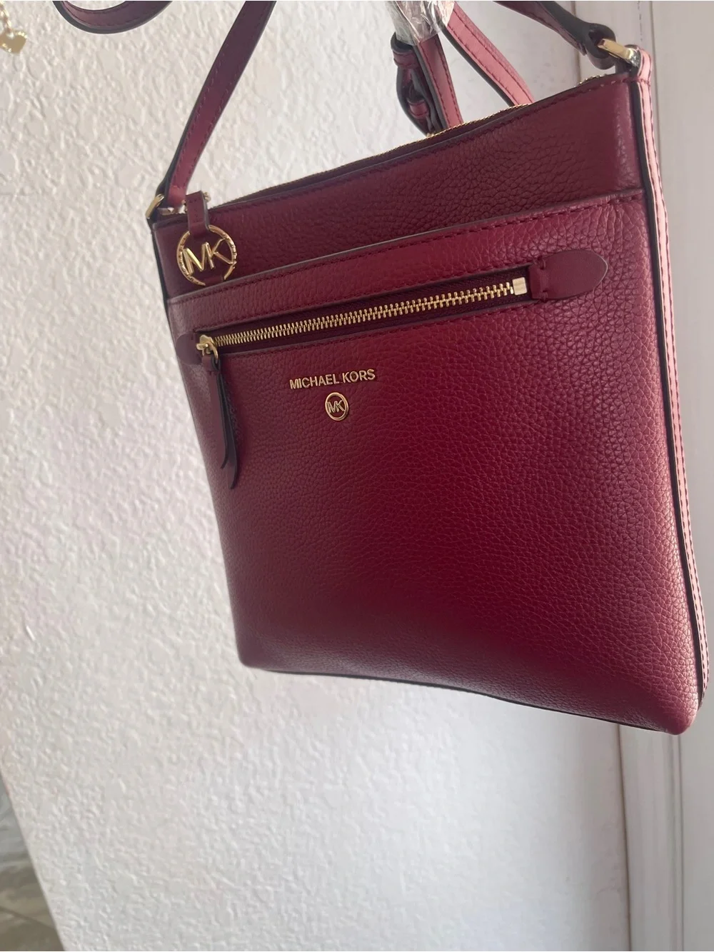 Beautiful Michael Kors Women's Bungury  Leather Crossbody Bag